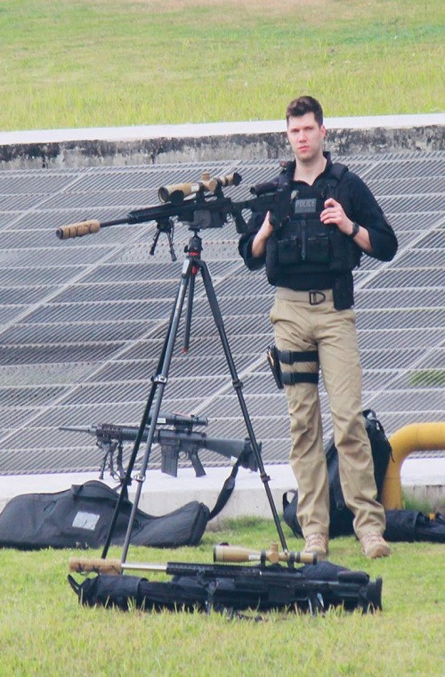 Việc Mật vụ Mỹ được trang bị Mk 13 Mod 7 là điều khá dễ hiểu khi lực lượng này có nhiệm vụ bảo vệ an toàn tuyệt đối cho Tổng thống Mỹ cùng nội các, do đó họ luôn được vũ trang bằng các loại vũ khí tốt nhất của quân đội Mỹ, từ súng ống, thiết bị liên lạc cho đến cả trực thăng. Nguồn ảnh: Mạnh Hưng