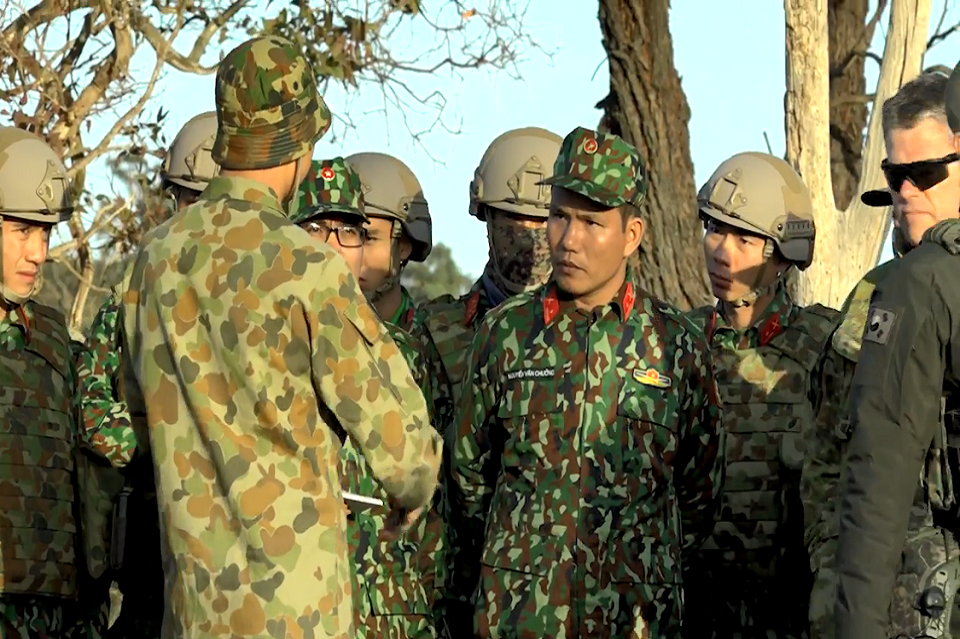 Diễn ra từ ngày 26/3 cho tới 2/4, Hội thi kỹ năng bắn súng Lục quân Australia 2019 (AASAM19) tại trường bắn Puckapunyal, bang Victoria, Australia. AASAM năm nay có sự tham gia của các đội tuyển đến từ 23 quốc gia. Đội tuyển bắn súng Việt Nam đến AASAM với 9 xạ thủ tham gia nhiều phần thi khác nhau. Nguồn ảnh: AASAM.