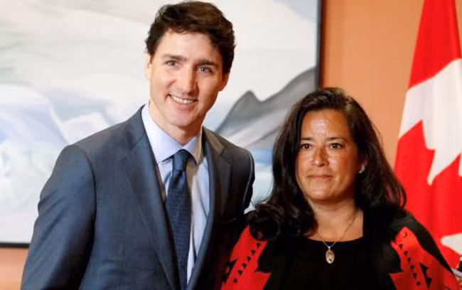 Toan canh vu be boi bua vay Thu tuong Canada Justin Trudeau