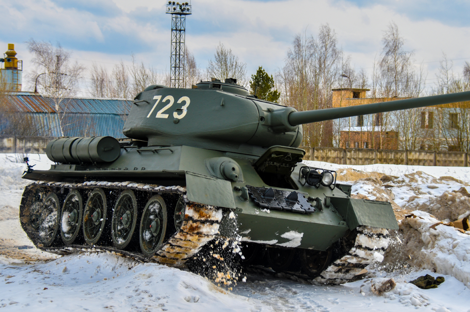 Điều này cho thấy rất có thể những chiếc xe tăng này sẽ xuất hiện trong lễ duyệt binh kỷ niệm 74 năm ngày chiến thắng phát xít trên Quảng trường Đỏ vào ngày 9/5 tới đây và chúng sẽ đi theo đội hình lớn chứ không phải chỉ ba chiếc như mọi năm. Nguồn ảnh: Bộ Quốc phòng Nga.