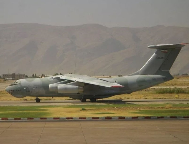 Hàng trăm người đã thiệt mạng khi một chiếc máy bay quân sự của Iran lao vào dãy núi Sirch ngày 19/2/2003. Nguyên nhân gây ra vụ tai nạn được cho là sương mù dày đặc đã cản trở tầm nhìn của phi công. Những người trên chuyến bay đều là thành viên của Lực lượng Vệ binh Cách mạng Hồi giáo Iran. Ảnh: Waka77 /WikiMedia Commons