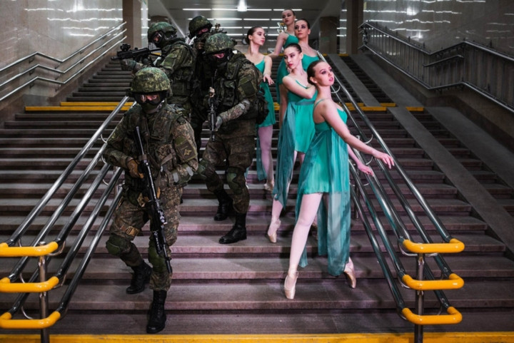 Theo người phụ trách bộ phận tuyển mộ của cơ quan này, những bức ảnh được chụp từ đầu tuần và được chính quyền Yekaterinburg "bật đèn xanh".