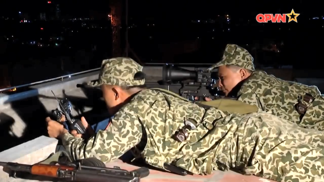 Ra đời từ năm 1983, Súng trường bắn tỉa IMI Galatz hiện được coi là một trong những mẫu súng bộ binh hiện đại và phổ biến nhất trên thế giới của Israel sản xuất. Hiện trên thế giới hiện tại đang có khoảng hơn 40 quốc gia và vùng lãnh thổ sử dụng IMI Galil và IMI Galatz trong biên chế quân đội của mình. Nguồn ảnh: QPVN.