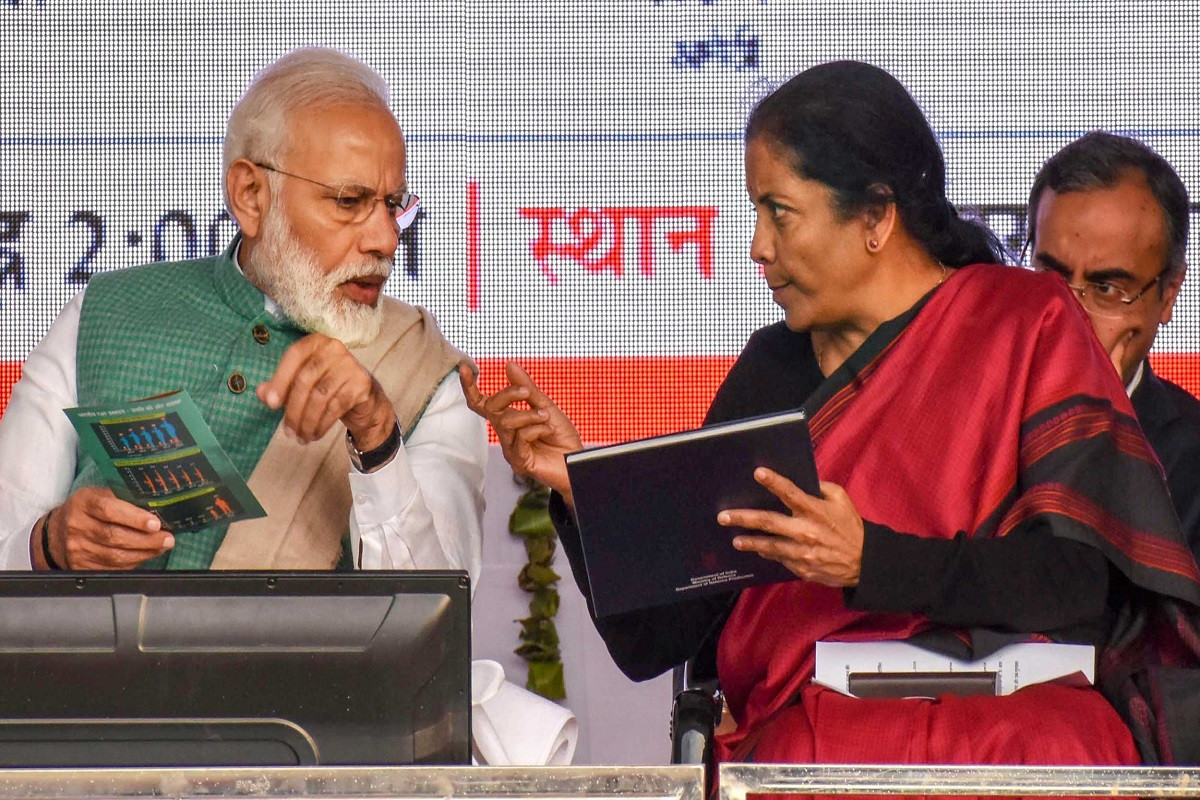 Trong buổi khánh thành, Thủ tướng Modi đã hết lời ca ngợi “người bạn - Tổng thống Vladimir Putin”. Ông nhấn mạnh “cơ sở sản xuất này được xây dựng trong thời gian nhắn là nhờ có sự ủng hộ từ nhà lãnh đạo Nga”. Nguồn ảnh: PTI.