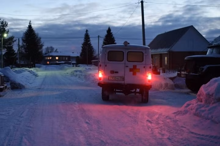 Xe cứu thương ở Tara.