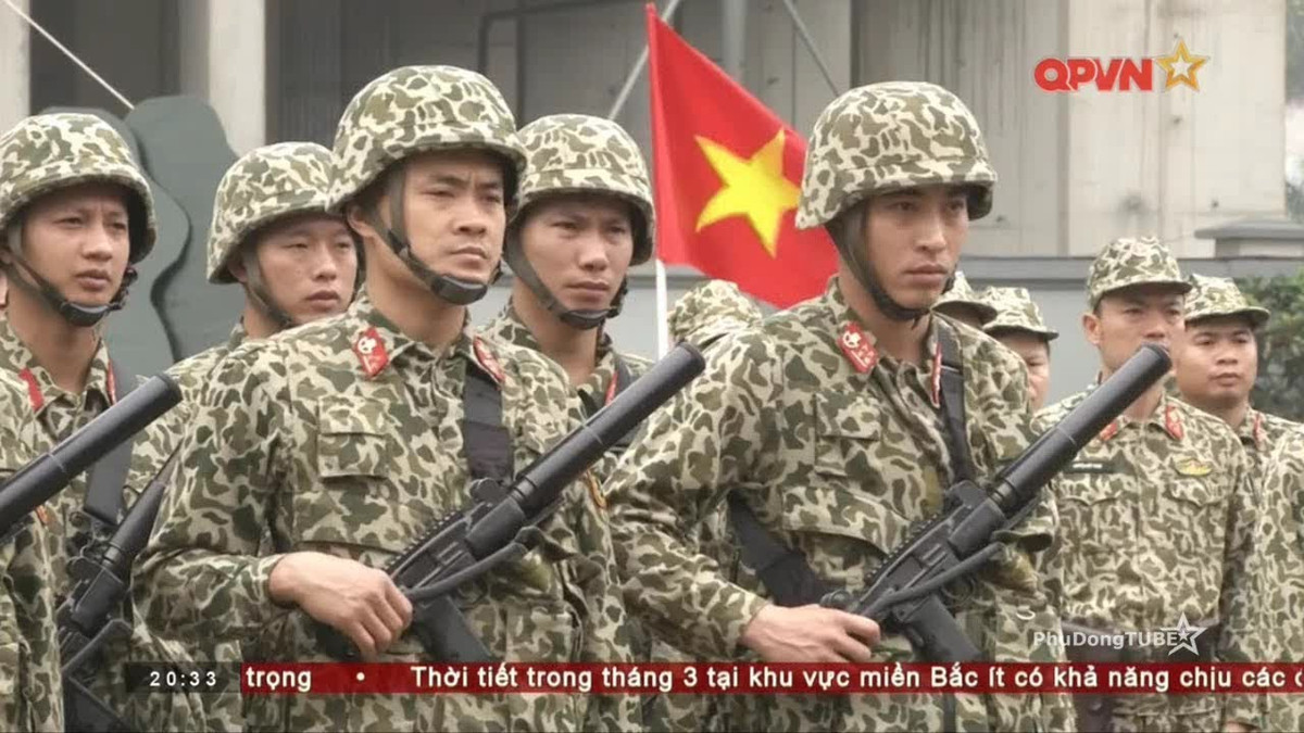 Về tổng thể các tính năng kỹ chiến thuật giữa hai thế súng tiểu liên UZI – Mini và Micro không thực sự quá khác biệt, tuy nhiên so về khả năng phù hợp với yêu cầu tác chiến của lực lượng đặc nhiệm thì Micro UZI vẫn phù hợp hơn hẳn và điều này cũng được thể hiện rõ qua việc Quân đội ta trang bị số lượng lớn tiểu liên loại này cho Binh chủng Đặc công. Nguồn ảnh: QPVN.