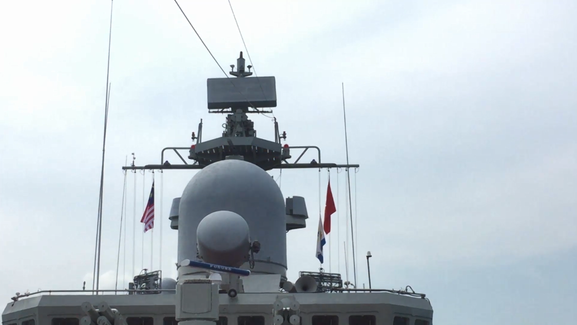 Được biết triển lãm LIMA 2019 sẽ chính thức khai mạc tại Trung tâm Hội chợ quốc tế Mahsuri tại Langkawi, vào ngày 26/3 và kéo dài trong 5 ngày. Cuộc triển lãm này được thực hiện theo ý tưởng của Thủ tướng Malaysia Mahathir Mohamad khi đang giữ cương vị thủ tướng thứ tư của Malaysia và được tổ chức lần đầu tiên vào năm 1991. Nguồn ảnh: Hải quân Việt Nam.