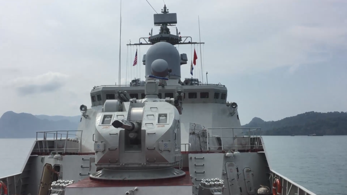 Năm nay triển lãm LIMA có sự tham gia của hơn 350 công ty đến từ 30 quốc gia và vùng lãnh thổ trên thế giới, bao gồm nhiều tập đoàn lớn như Boeing, Airbus, Thales… Nguồn ảnh: Hải quân Việt Nam.