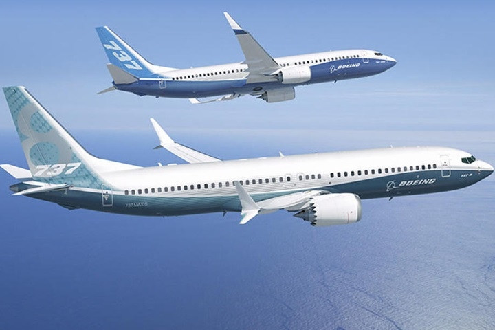 Theo ước tính, dòng máy bay 737 đang mang lại đến 30% doanh thu cho Boeing, hiện hãng này đã nhận được hợp đồng sản xuất hơn 5.000 máy bay Boeing 737 Max 8 từ hơn 80 khách hàng và mới bàn giao khoảng 370 chiếc trên toàn cầu. Ảnh: CBS News.
