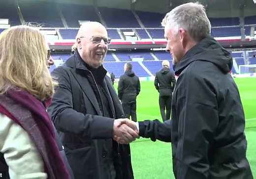 Solskjaer chinh thuc lam HLV truong, MU cho kich hoat 