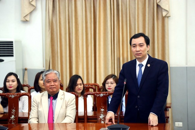 Ong Vu Van Tien giu chuc Truong Ban Tuyen giao UBTU MTTQ Viet Nam-Hinh-5