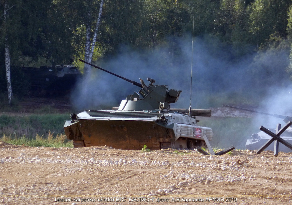 Gói nâng cấp BMP-1 có tên Basurmanin, xe đã tháo bỏ tháp pháo cũ để thay thế bằng loại tương tự như trên chiếc thiết giáp chở quân BTR-82A. Trên tháp pháo đó gắn pháo tự động 2A72 cỡ 30 mm đi kèm súng máy 7,62 mm và các ống phóng đạn khói ngụy trang.