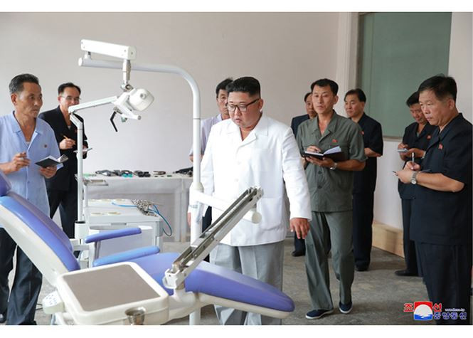 Thời gian gần đây, nhà lãnh đạo Triều Tiên Kim Jong-un liên tục có chuyến thị sát các nhà máy sản xuất đồ gia dụng và trang trại chăn nuôi. Ảnh: Rodong Sinmun
