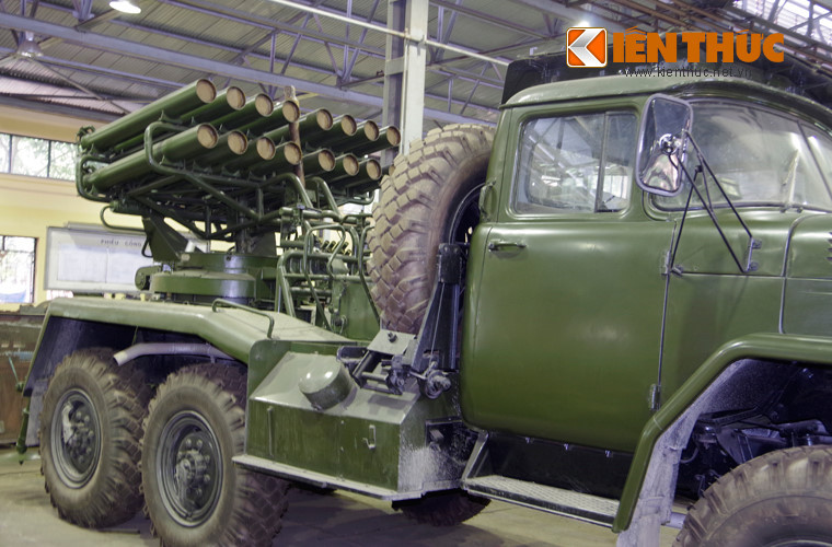 Pháo phản lực phóng loạt BM-14 16 nòng cỡ 140mm do Liên Xô sản xuất đã được nhà máy Z133 “hồi sinh” như thời “trai trẻ”.