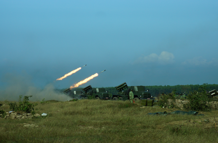 Với các ứng dụng công nghệ mới, BM-14 chắc chắn sẽ còn tiếp tục phục vụ trong Binh chủng pháo binh Việt Nam trong tương lai gần, trước khi được thay thế bằng các loại pháo phản lực hạng nặng hiện đại hơn.