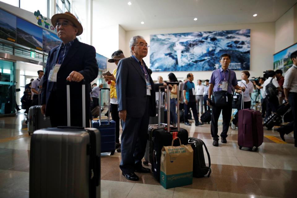 Hành trình tới Triều Tiên dự cuộc đoàn tụ gia đình ly tán - Hình 2 Hanh trinh toi Trieu Tien du cuoc doan tu gia dinh ly tan-Hinh-2