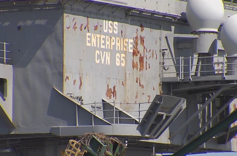 Chính vì lý do này Lầu Năm Góc quyết tâm “rã xác” hoàn toàn USS Enterprise đến từng m2, nhằm tránh bất cứ thiết kế hay công nghệ nào trên USS Enterprise có thể lọt ra bên ngoài nước Mỹ. Thậm chí quy trình xử lý lò phản ứng hạt nhân hay các thiết bị liên quan trên USS Enterprise cũng mất tới 5 năm để chắc chắn nó biến mất hoàn toàn. Nguồn ảnh: stmed.net.