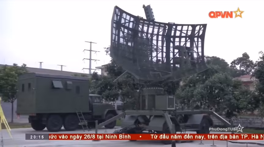 Với các đài chỉ huy hạ cánh đang được Nhà máy A40 cải tiến và hiện đại hóa được kỳ vọng sẽ tạo sức bật mới cho công tác đảm bảo kỹ thuật bay của nhà máy cũng như trong toàn quân. Nguồn ảnh: QPVN.