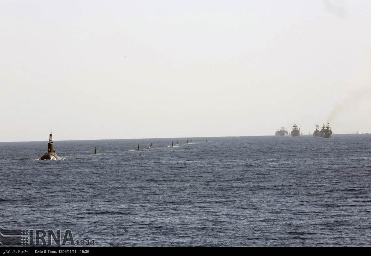 Từ một số phân tích trên có thể thấy Hải quân Iran hoàn toàn đủ năng lực để phong tỏa eo biển Hormuz bất kỳ khi nào họ muốn, thậm chí họ cũng sẵn sàng “đón tiếp” biên đội tàu chiến Mỹ tại đây nếu như Washington muốn động binh. Kể cả khi hải quân Iran không thể so sánh được với Mỹ thì kết quả của cuộc chiến trên eo biển Hormuz là một biến số quá lớn không thể dự đoán trước được. Nguồn ảnh: IRNA.