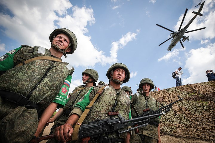 Công binh Nga trong cuộc thi.