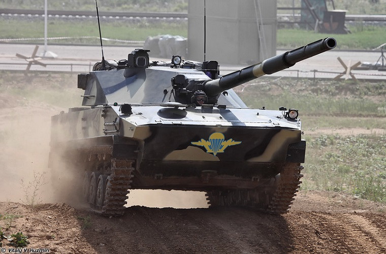 Dù đại diện của Rosoboronexport không nói rõ quốc gia Đông Nam Á nào đang quan tâm tới Sprut-SDM1 thế nhưng dựa trên một số nguồn tin từ truyền thông Nga trong thời gian gần đây thì quốc gia đó chính là Việt Nam, mặc dù vậy cả Rosoboronexport hay Việt Nam vẫn chưa lên tiếng xác thực thông tin này. Nguồn ảnh: Vitaly Kuzmin.