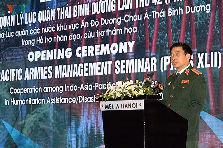 Thượng tướng Phan Văn Giang – Tổng Tham mưu trưởng quân đội Việt Nam, phát biểu chào mừng trong lễ Khai mạc.