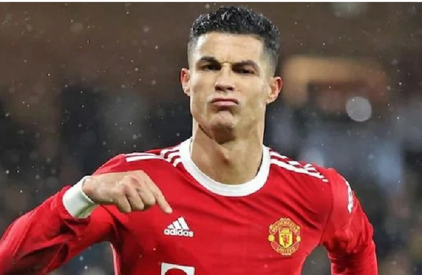 Ban gai C.Ronaldo gay an tuong voi than hinh goi cam-Hinh-5