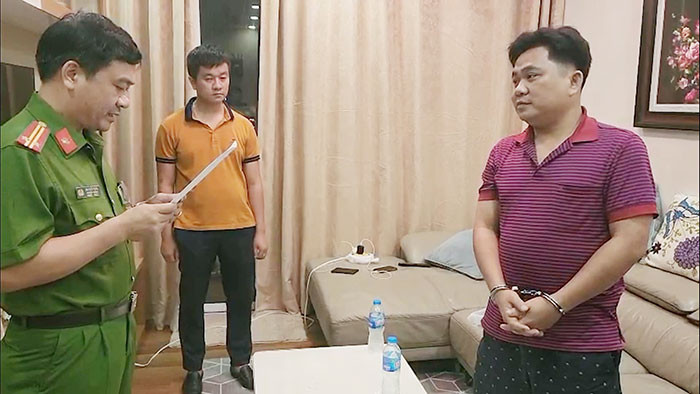 Thu doan tieu thu xang gia tinh vi cua giam doc Cty Van tai Gia Khiem