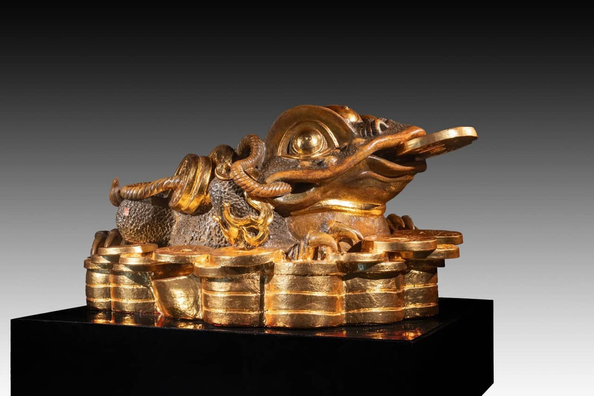 Tác phẩm điêu khắc linh vật thần thoại bằng gốm lớn nhất thế giới.