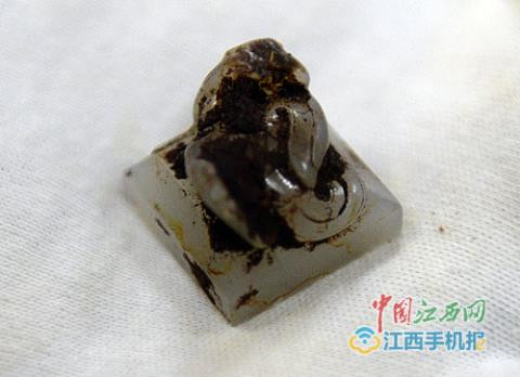 Sau khi bị phế truất, Lưu Hạ được Tuyên Đế giáng phong làm Hải Hôn hầu. Ông sống phần đời còn lại trong một ngôi nhà ở bên hồ. Vào năm 59 trước Công nguyên, Hải Hôn hầu qua đời, thọ 33 tuổi.