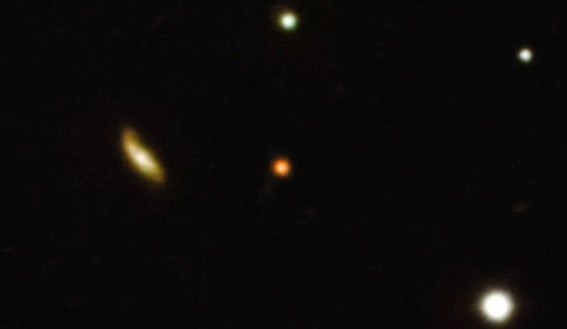 Theo Đài quan sát Nel Gehrels Swift của NASA, tín hiệu mới thu được đến từ thế giới bí ẩn thuộc về vũ trụ sơ khai. Các nhà khoa học đặt tên cho vật thể chưa xác định - nguồn phát ra tín hiệu - là GRB210905A.