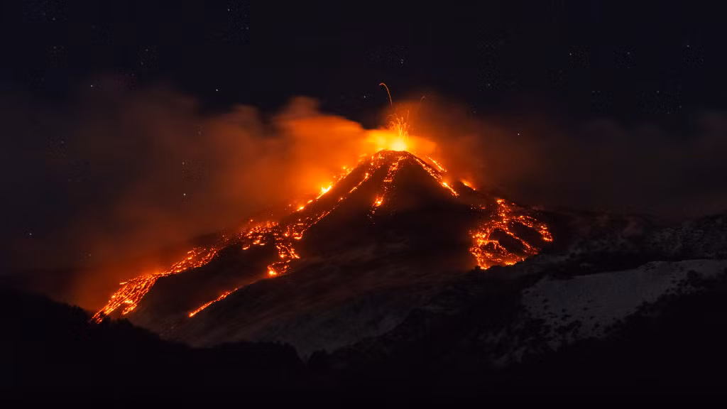 Các chuyên gia nhận định dự báo về thời điểm núi lửa "thức giấc" không đủ để bảo vệ các ngôi nhà hay cơ sở hạ tầng bị phá hủy nhưng có thể giúp người dân địa phương, du khách có thời gian tìm nơi trú ẩn an toàn, giảm thương vong do thảm kịch thiên nhiên này gây ra.