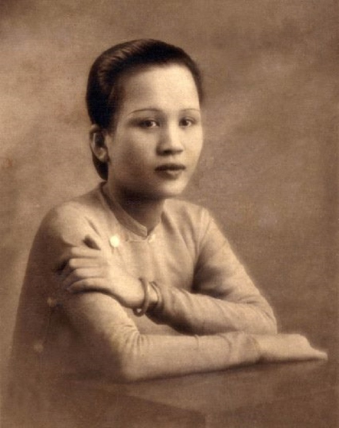 Vẻ đẹp dịu dàng, thanh thoát của Công nữ Nguyễn Thị Cẩm Hà khiến nhiều người ngưỡng mộ.