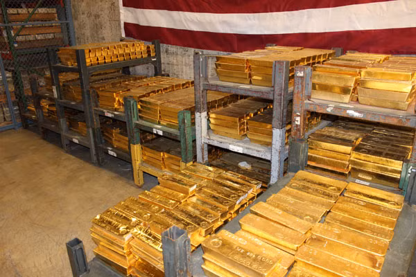 Việc cất giữ số thuốc phiện và morphine trên nhằm mục đích đảm bảo nguồn cung cho quốc gia phòng trường hợp xảy ra chiến tranh hay nguồn cung bị gián đoạn do sự giới hạn số lượng các nhà xuất khẩu thuốc phiện.