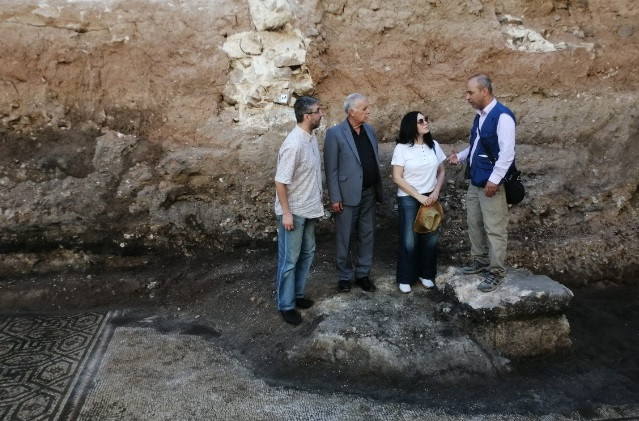 Amazon nổi tiếng là bộ tộc của các nữ chiến binh hùng mạnh trong thần thoại Hy Lạp. Họ từng sinh sống ở vùng đất ngày nay là Ukraine.