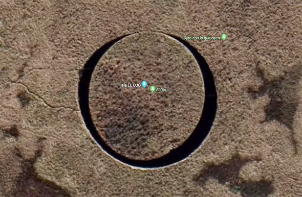 Một quan điểm khác cho rằng, đảo El Ojo có thể di chuyển là do hiện tượng bào mòn khi xoay. Theo giả thuyết này, dưới sự tác động của nước, các tảng băng bắt đầu xoay theo hình tròn.