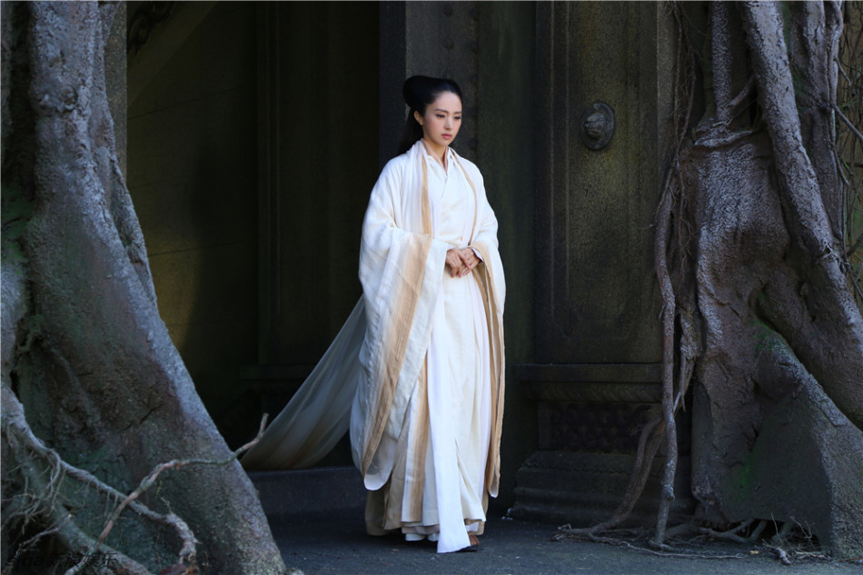 Theo đó, ông nhận thấy mỗi chiêu đều là khắc tinh của võ công phái Toàn Chân nên đã dành nhiều năm nghiền ngẫm để hóa giải Ngọc nữ tâm kinh. Cuối cùng, ông sáng tạo ra Cửu âm chân kinh đối trọng với bộ võ công của Lâm Triều Anh.