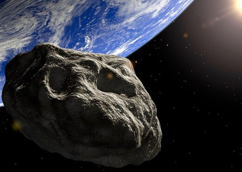 Tiểu hành tinh Phaethon có đường kính trung bình 5,4 km, được phát hiện lần đầu vào những năm 1980. Nó di chuyển quanh Mặt trời với quỹ đạo hình elip.