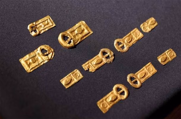 Vương quốc cổ đại Bosporan từng bị đế chế Hy Lạp "thu phục" và biến thành một thành bang. Do vậy, nơi đây chịu một số ảnh hưởng văn hóa của Hy Lạp.