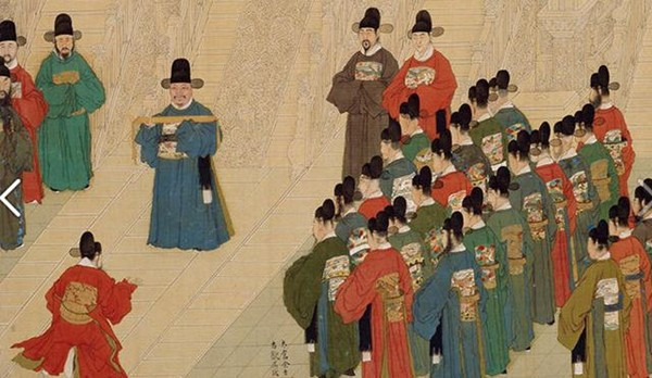 Thêm vào đó, nhiều quan lại triều đình nhà Minh hủ bại, dân chúng lầm than nên xảy ra nhiều cuộc khởi nghĩa. Dù hoàng đế Sùng Trinh dốc sức xử lý chuyện triều chính nhưng không thể giúp nhà Minh tránh được thảm kịch diệt vong.