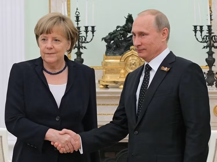 Ong Putin: Quan he Nga-Duc con ton tai mot so van de