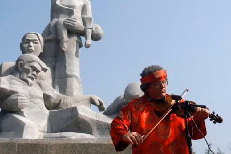 Nguoi My van bi giang xe boi Chien tranh Viet Nam