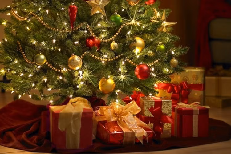 Nguon goc tuc le “trao qua” trong ngay le Giang sinh