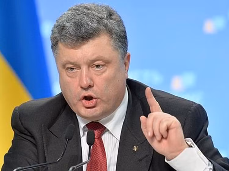 Nhin lai mot nam cam quyen cua Tong thong Poroshenko-Hinh-2