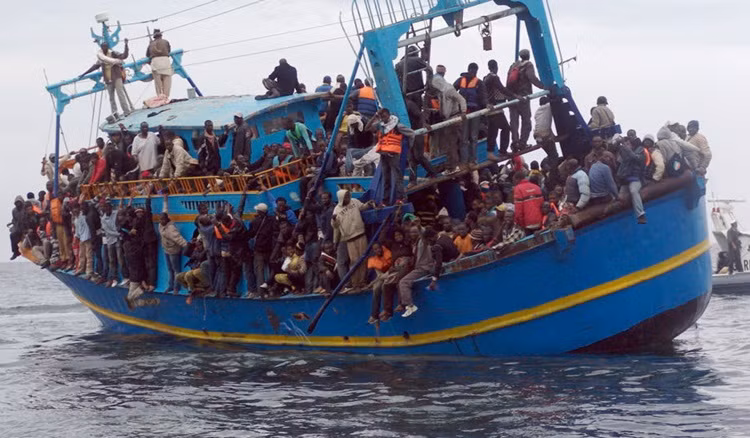 Chau Au bo tay truoc tham kich dam tau ti nan?