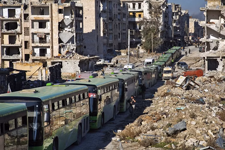 4. Bước ngoặt lớn trong cuộc nội chiến Syria: Cuối tháng 12, quân chính phủ Syria đã giải phóng Aleppo, thành phố chiến lược lớn thứ 2 của Syria. Đây là bước ngoặt trong cuộc nội chiến Syria dài gần 6 năm và làm tiêu tan mưu đồ “lật đổ Tổng thống Assad” của Mỹ và các đồng minh. Ảnh Sputnik International 