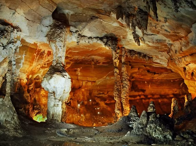 Kiến tạo Karsten của Vườn quốc gia Phong Nha-Kẻ Bàng được hình thành từ 400 triệu năm trước.