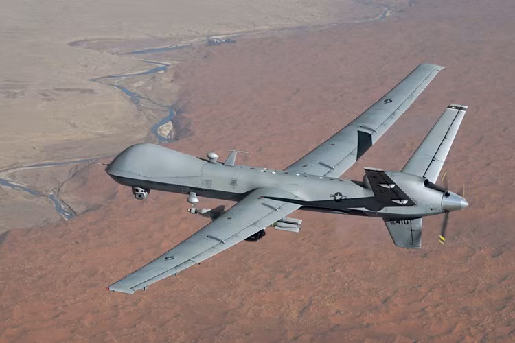 My se dieu UAV MQ-9 Reaper giam sat Bien Dong