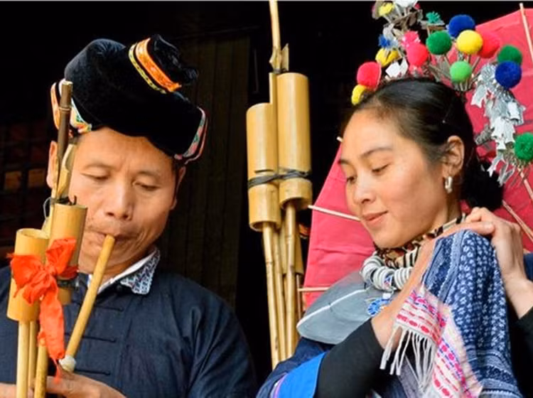 Tau cao toc Trung Quoc lao ve dau?-Hinh-3