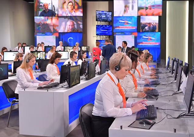 Trong chương trình nghị sự của sự kiện " Giao lưu trực tiếp" với Tổng thống Nga Vladimir Putin là những nội dung thuộc lĩnh vực xã hội, y tế, giáo dục, kinh tế, chính sách đối ngoại và nhiều chủ đề khác. (Nguồn: Sputnik)